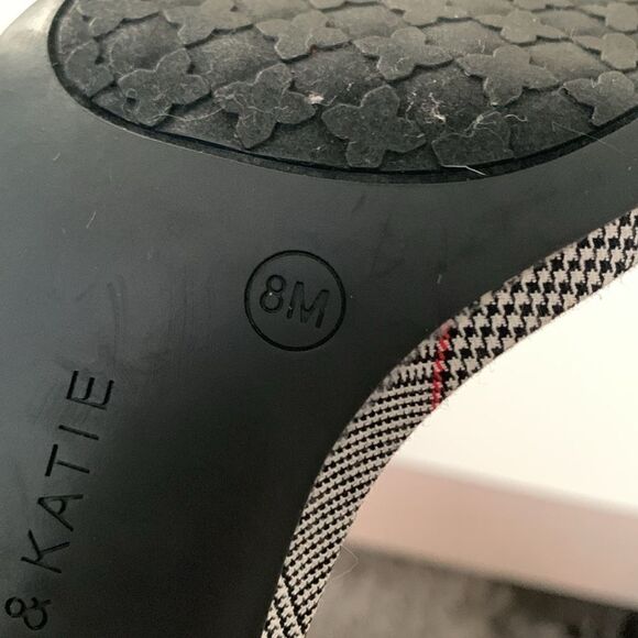 Kelly&Katie Heeled Sandals Size 8 - Picture 9 of 13